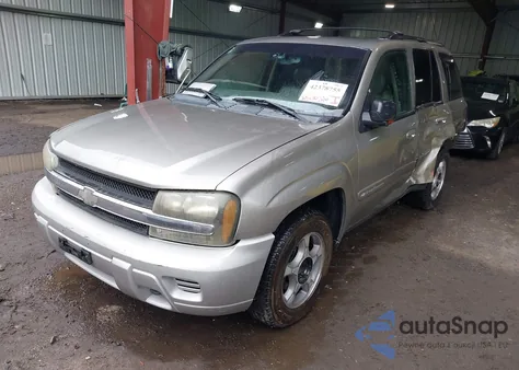 2002 Chevrolet Trailblazer from USA, damaged, VIN 1GNDS13S822136700